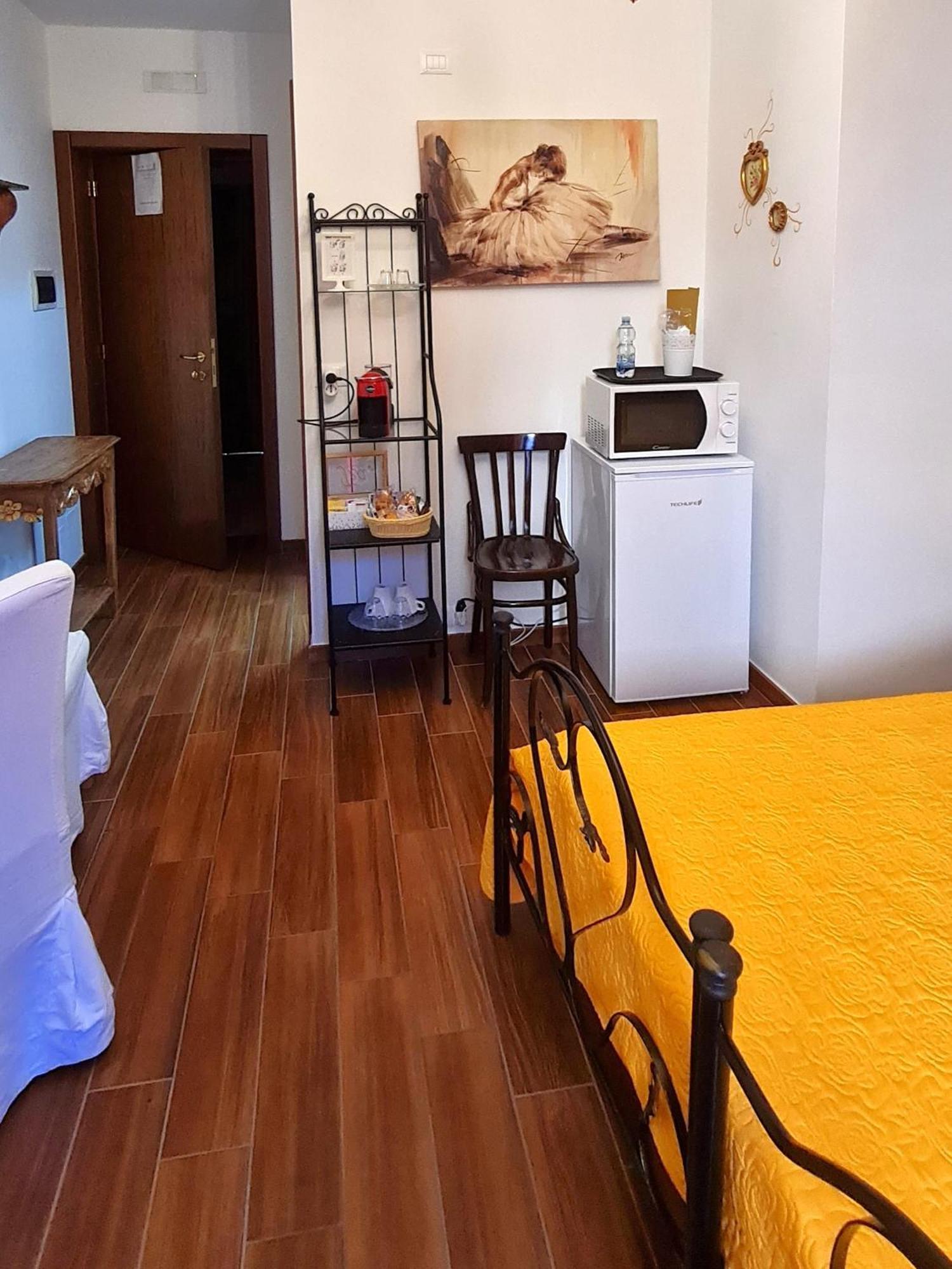 L'Isola Aer B&B Лезіна Екстер'єр фото